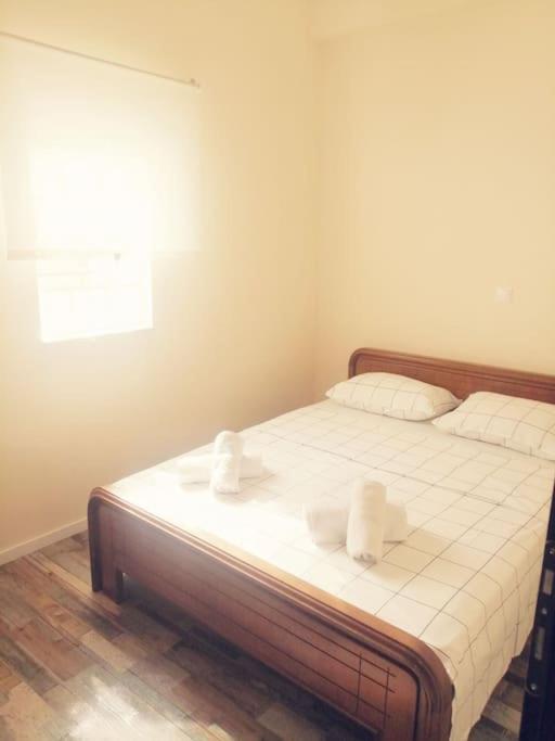 3 Room Apartment By The Beach - Free Parking Peraía Eksteriør bilde